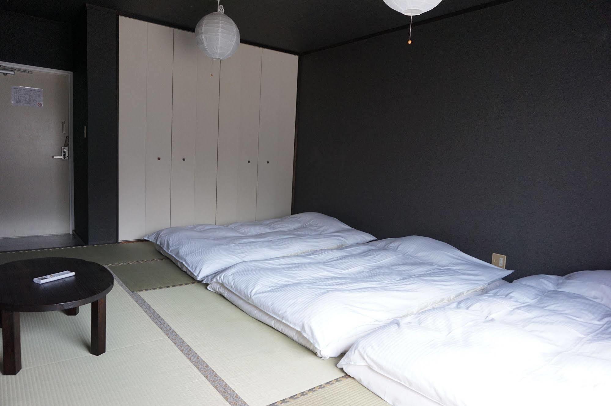 Uni Hostel โอซาก้า ภายนอก รูปภาพ